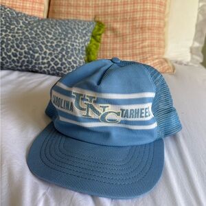 VINTAGE UNC Tar Heels Carolina Blue Snapback Hat